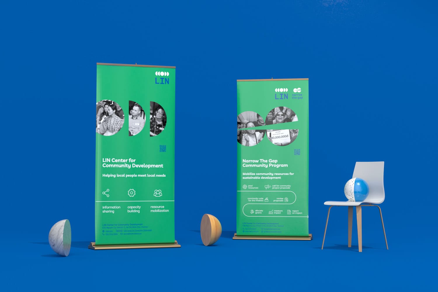 standee