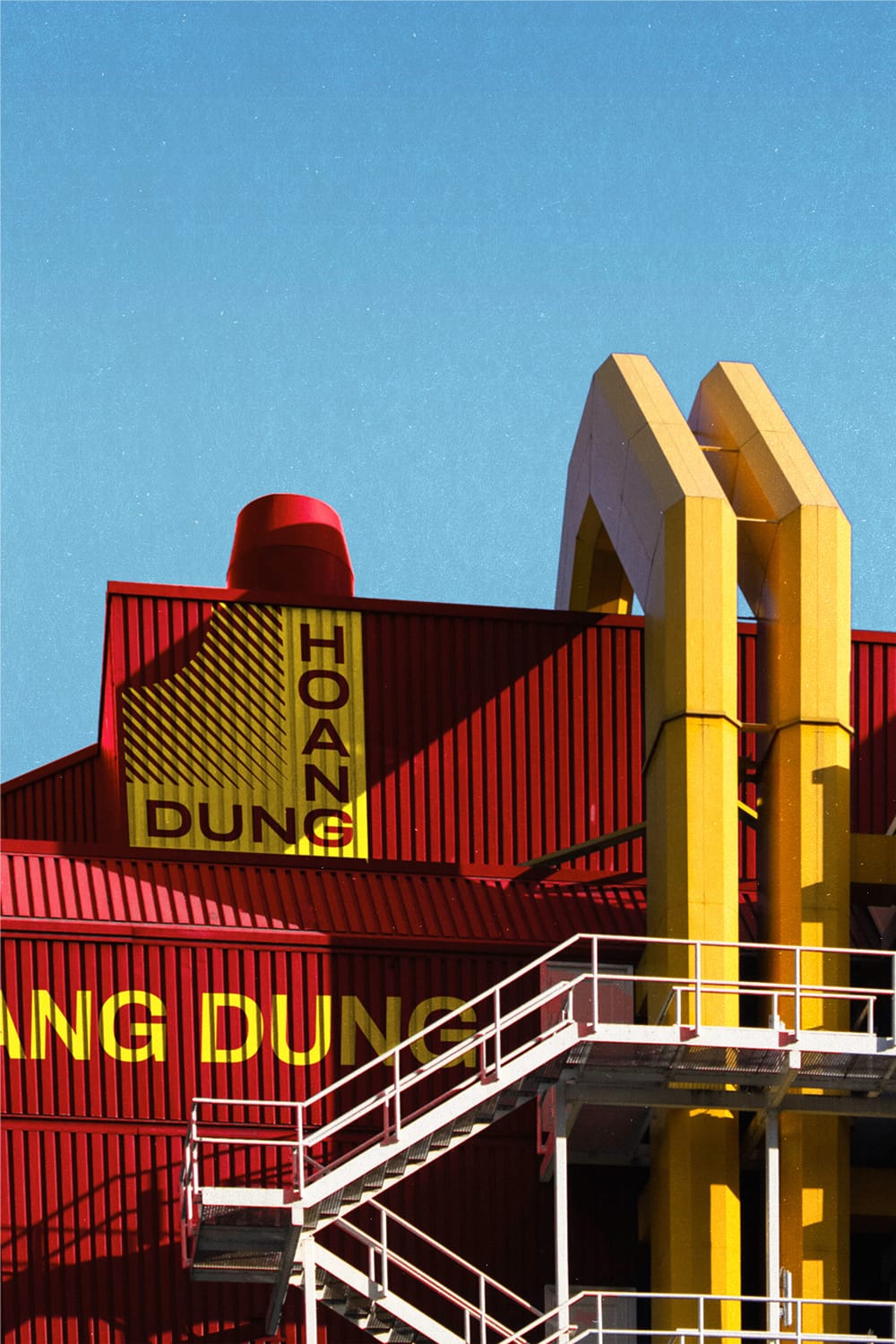 Hoang Dung | Warehouse mockup