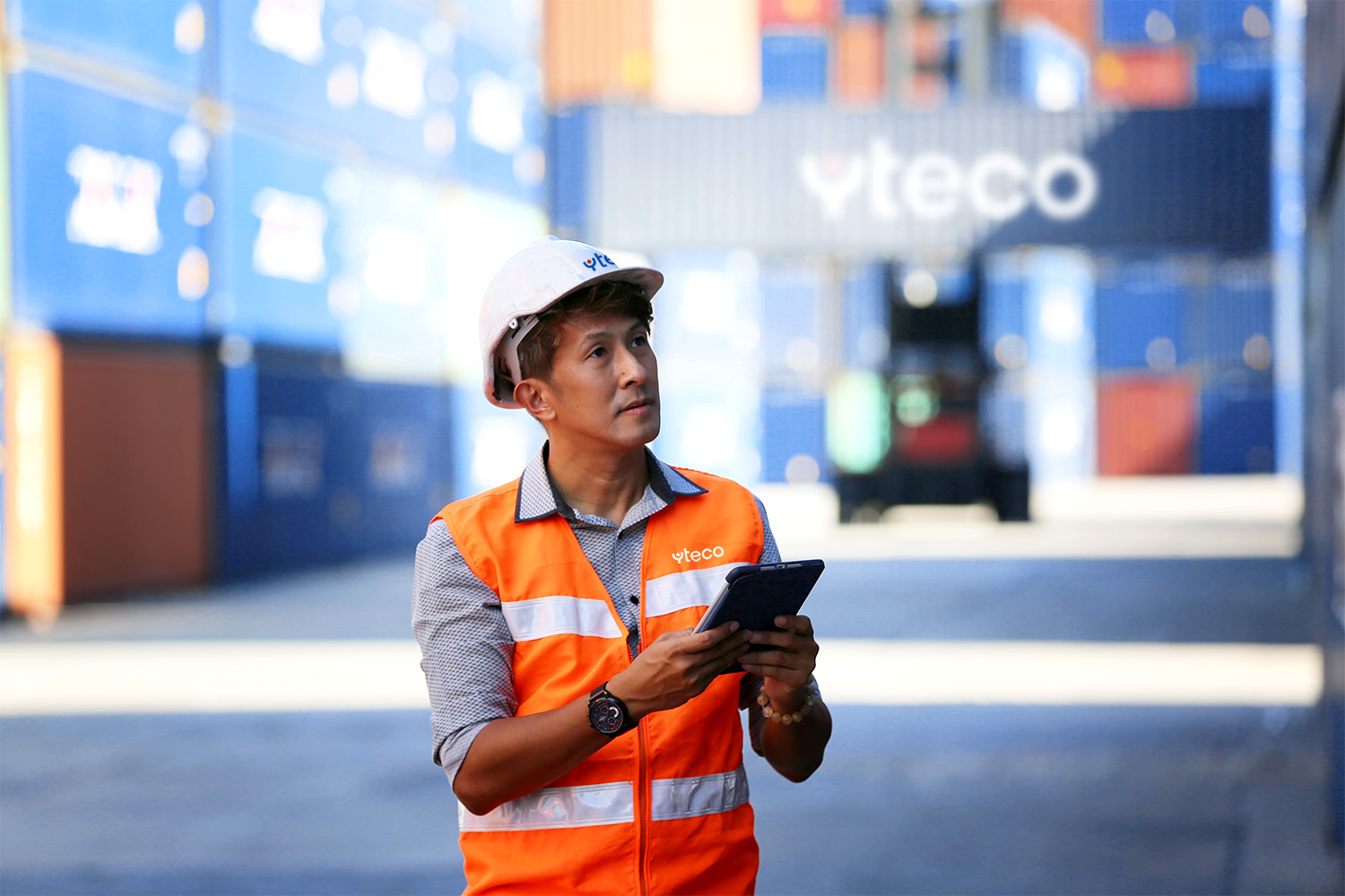 A man wearing YTECO safety clothes mockup