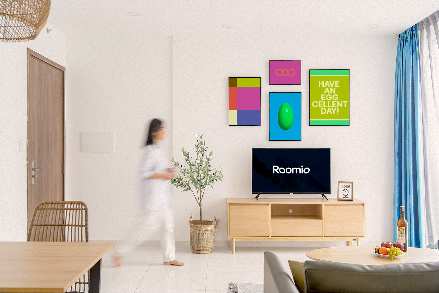 240702-Roomio-Poster