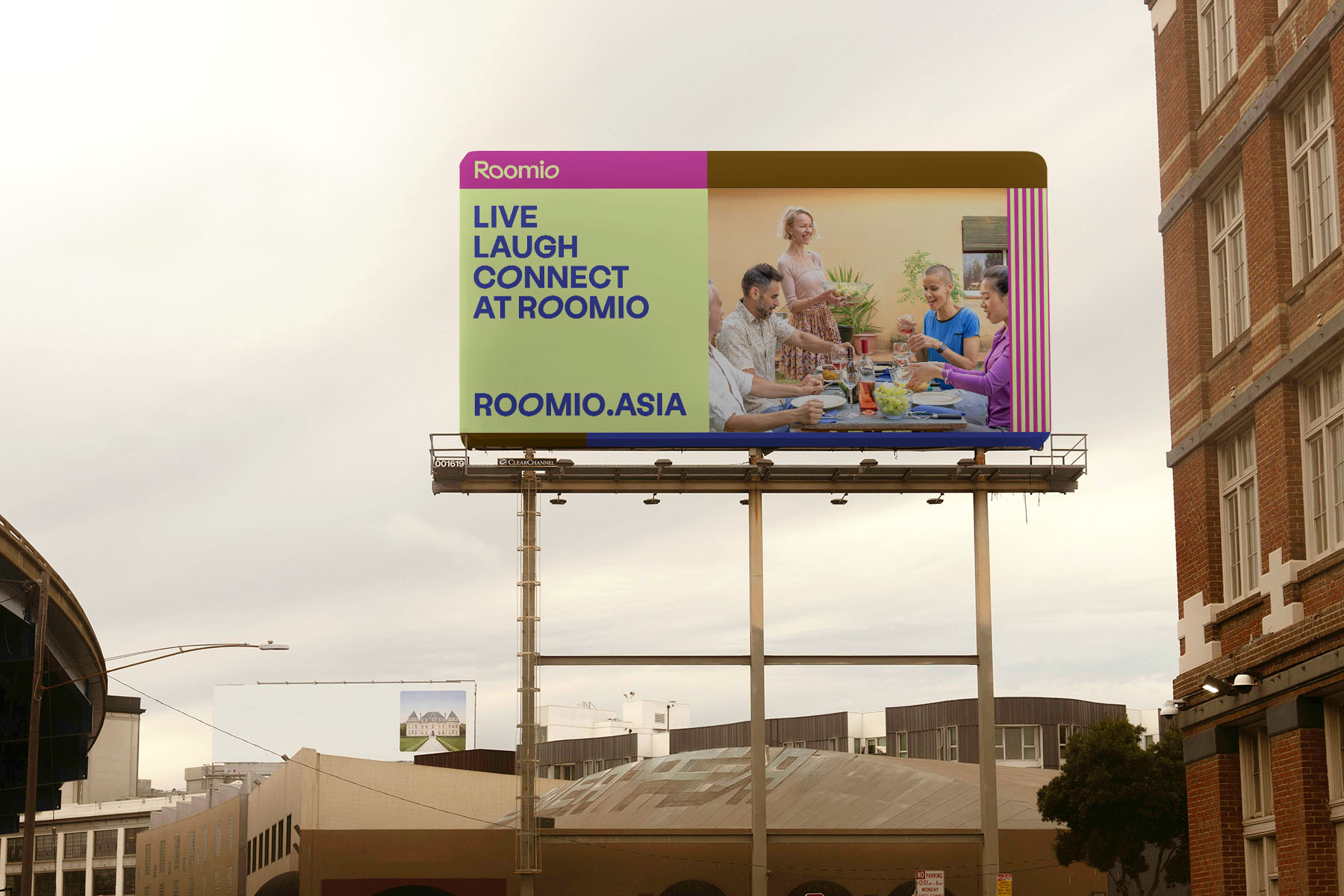 270726-Roomio-outdoor-OOH3